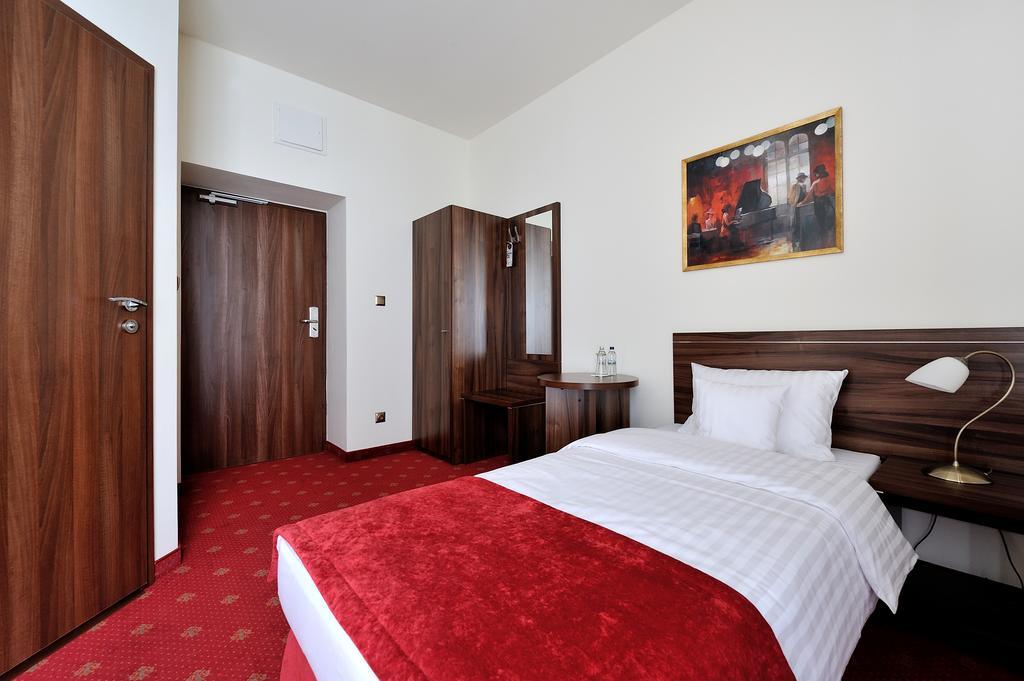 Hotel Centrum Sosnowiec Quarto foto
