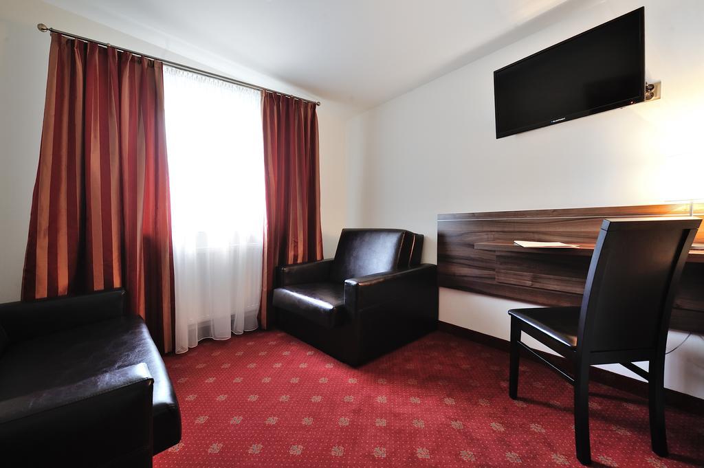 Hotel Centrum Sosnowiec Quarto foto