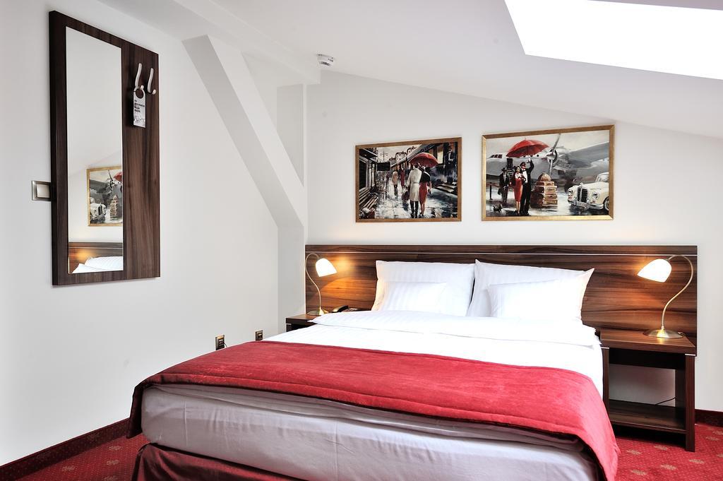 Hotel Centrum Sosnowiec Quarto foto