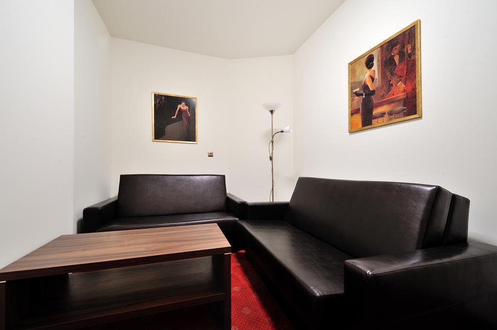Hotel Centrum Sosnowiec Quarto foto